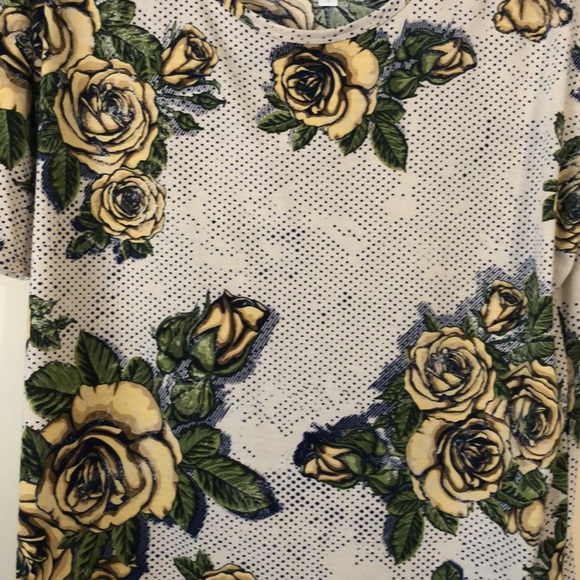 LuLaRoe Irma Top - Picture 3 of 4